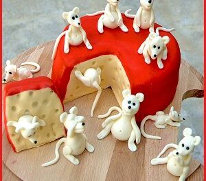 ratones comiendo queso